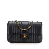 シャネル マドモアゼル ココマーク チェーンショルダーバッグ ブラック キャビアスキン レディース CHANEL 【中古】